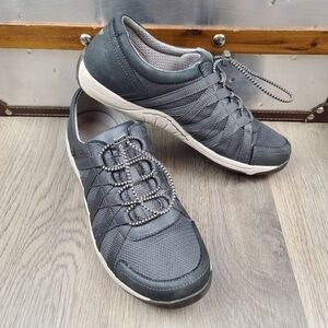 Dansko Honor Slip On Leather Rubber Sole Toggle Closure Sneakers